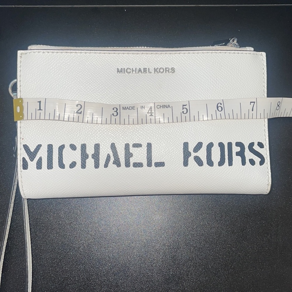Adele Michael Kors Smartphone Wallet - image 4